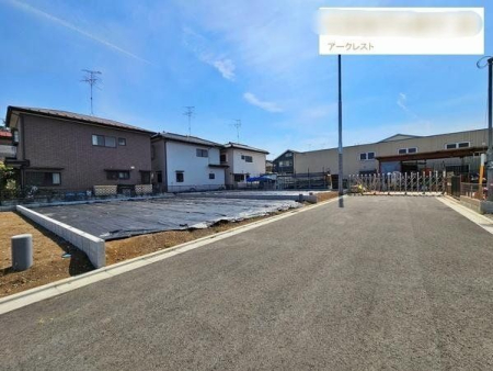 現地土地写真 穏やかな住宅地で子育て家族にもおすすめ