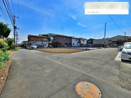 現地土地写真 前面道路の様子