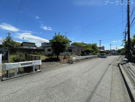 現地土地写真 前面道路含む現地写真