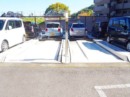 駐車場 駐車場。空き状況は担当までご確認ください