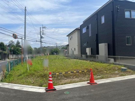 現地土地写真 陽当たりの良い閑静な住宅地です