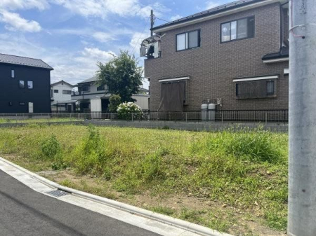現地土地写真 陽当たりの良い閑静な住宅地です