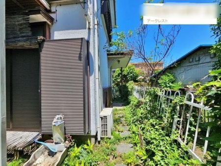 現地土地写真 建物Ｂ側の様子
