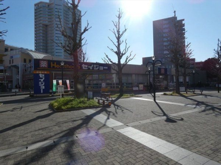 周辺環境 くすりセイジョー上福岡店 徒歩16分。 1230m