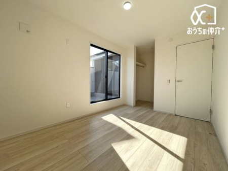 周辺環境 安松保育園 徒歩13分。近くに小学校もある保育園でございます。 1040m