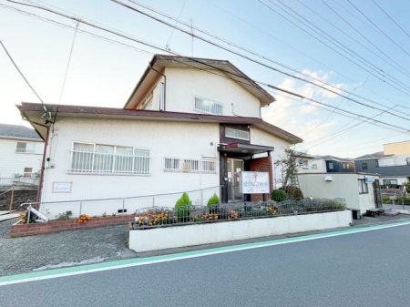 周辺環境 愛の泉診療所 徒歩12分。【診療科目】内科 【診療時間】9:00～12:00、15:30～18:30 【休診日】木・土午後・日・祝 960m