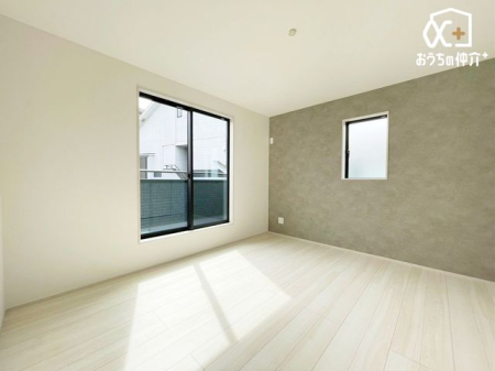 その他内観 明るい日差しが差し込む洋室です