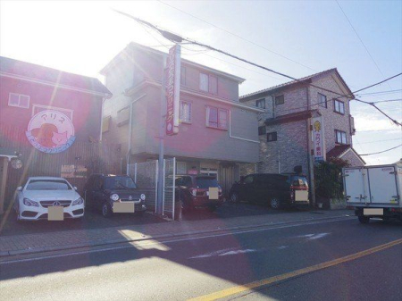 周辺環境 徒歩5分。【カワイ歯科】営業時間 9時00分～12時00分 14時00分～18時00分(日木　定休日)　 330m