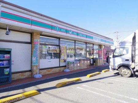 周辺環境 徒歩6分。【ローソンストア100下藤沢店】営業時間24時間営業。車椅子対応の駐車場。お支払い：NFCモバイル決済・クレジットカード 470m