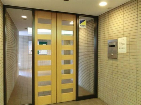 エントランス オートロック付きのお住まい