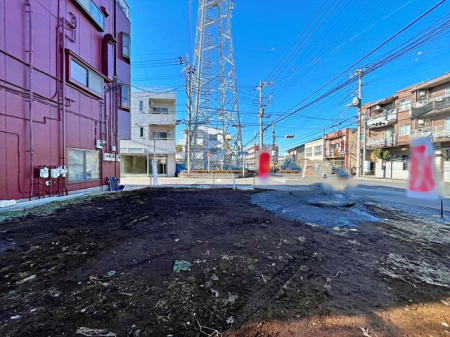 現地土地写真 閑静な住宅地で子育て家族にピッタリ。毎日のお散歩も快適な緑に恵まれたエリアで、自然に包まれた穏やかな暮らしを実現するための、ゆとりある住環境が整っています。