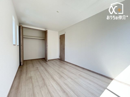 寝室 バルコニーに面している7.87帖の洋室は主寝室におすすめ