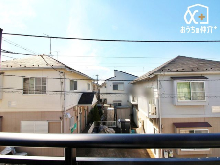 その他 バルコニーからの眺望です！天気の良い日には青空が広がります！