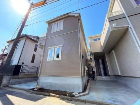 現地外観写真 ～Appearance～現地は閑静な住宅街、晴れた日は太陽の光を浴びて気持ちもリフレッシュ！新生活を始めるのにぴったり。いつでもご見学いただけます！な住宅街です。