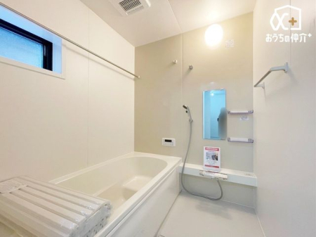 浴室 ～Bath～通常より大きな1.25坪の浴室。ゆとりあるスペースでゆっくり日々の疲れを癒やすことができます。