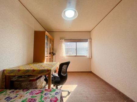 子供部屋 ゆったりとした洋室