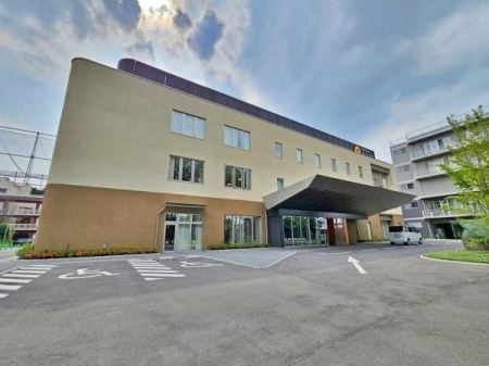 周辺環境 旭ヶ丘病院 徒歩20分。 1540m