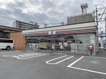 周辺環境 セブンイレブン　東村山美住町2丁目店 徒歩2分。【営業時間】24時間営業【駐車場】あり 160m