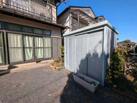 現地土地写真 二世帯住宅も可能な土地の広さです。