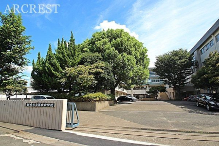 周辺環境 新座市立第六中学校 徒歩34分。保護者や地域の方々に見守られ、生徒たちは日々、それぞれの夢に向かって、学習や部活動に励んでいます。 2660m