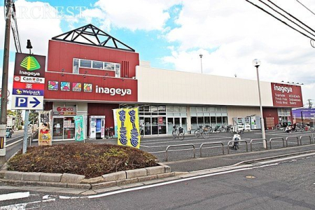 周辺環境 いなげや新座東店 徒歩5分。営業時間：午前9時30分～午後9時 駐車場：有 340m