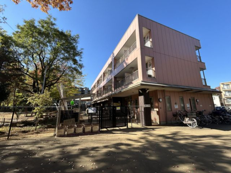 周辺環境 清瀬どろんこ保育園 徒歩12分。 890m