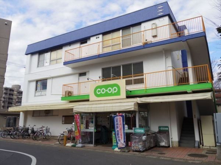 周辺環境 ミニコープ北秋津店 徒歩11分。品揃え豊富なスーパーマーケットでございます。近隣の方々でいつも賑わっております。駐車場も広いです。 880m
