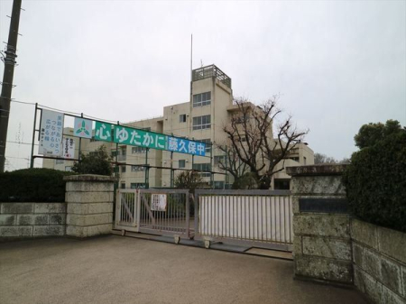 周辺環境 三芳町立藤久保中学校 徒歩14分。 1070m