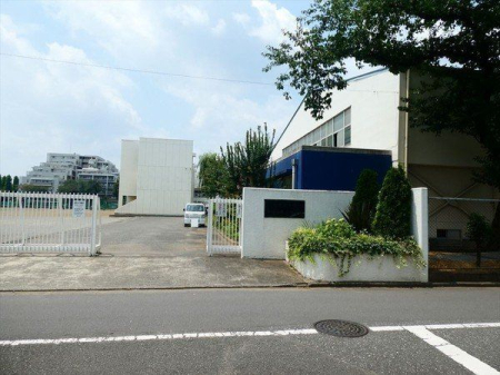 周辺環境 東村山市立東村山第三中学校 徒歩9分。【通学 区】恩多町二丁目、三丁目（一部）萩山町一丁目、二丁目、三丁目（一部）、四丁目、五丁目栄町一丁目・二丁目（一部） 650m