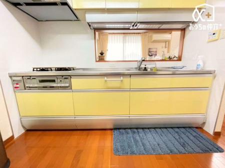 キッチン ～Kitchen～毎日使うキッチンだからこそ、食事の準備を楽しい時間に、忙しい時でもスムーズに無駄なく作業できる、お手入れも簡単にできるなど、毎日を楽しくするキッチンスペースに仕上げました。