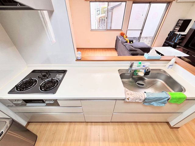 Lb` `Kitchen`gLb`炱AH̏yԂɁAZłX[YɖʂȂƂłAȒPɂłȂǁAyLb`Xy[XɎdグ܂B