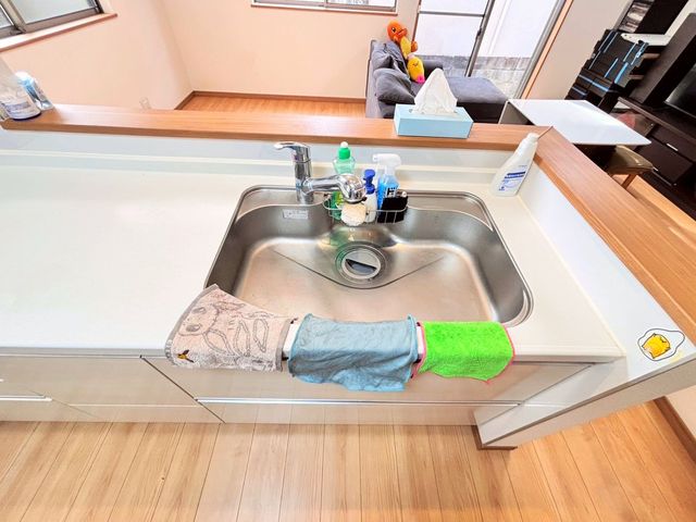 Lb` `Kitchen`gLb`炱AH̏yԂɁAZłX[YɖʂȂƂłAȒPɂłȂǁAyLb`Xy[XɎdグ܂B