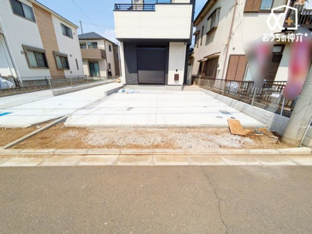  駐車場2台です。