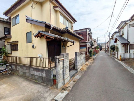 現地土地写真 車通りの少ない前面道路