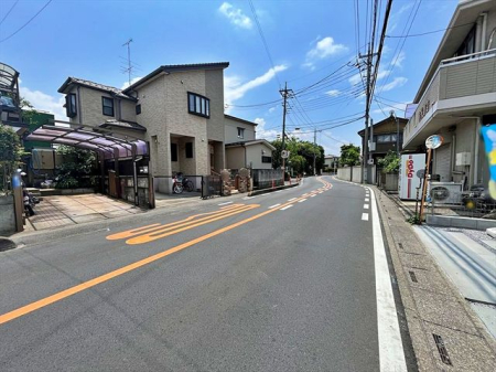 周辺環境 コメリハード＆グリーン羽沢店 徒歩9分。 680m