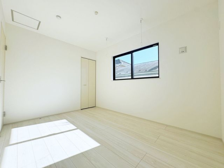 寝室 -