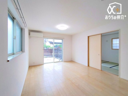 周辺環境 徒歩27分。【いなげや新狭山駅前店】営業時間：9時30分～22時00分　駅近で便利なスーパー　駐車場：なし（コインパーキング有り） 2120m