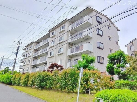 周辺環境 入間市立東町中学校 徒歩15分。【東町中学校】6クラス 生徒数:216人 1160m