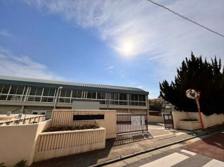 周辺環境 関沢小学校 徒歩6分。関沢2-3、西みずほ台1・3区域 450m